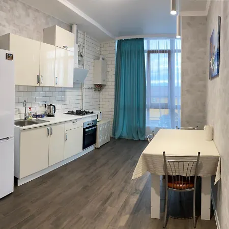 возле моря Odessa