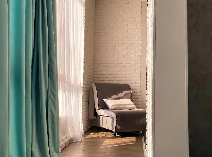 возле моря *